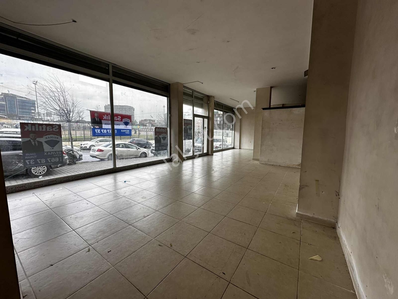 Sultangazi Satılık 220 M2 Depolu Dükkan Park Manzaralı Prestijli - Görsel 11