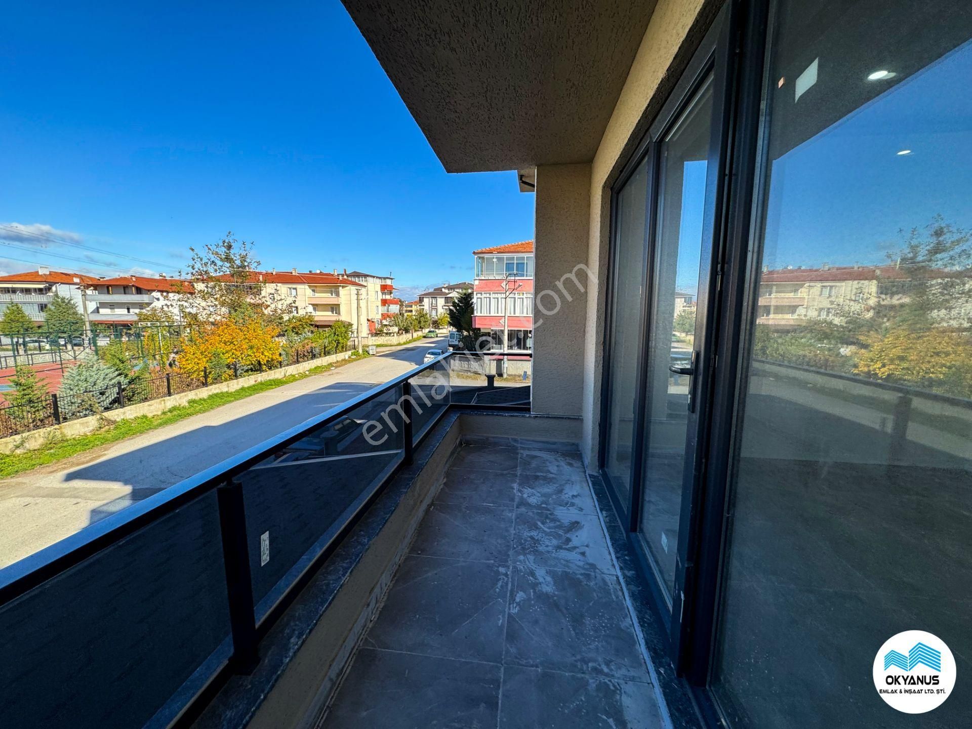 Karasu Aziziye Mah De Bahçeli 4+1 Tripleks Villa Takasa Açık - Görsel 24