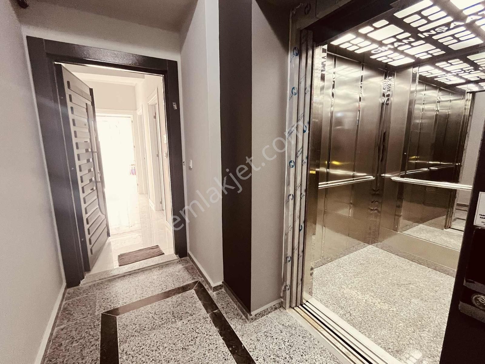 Madenler Mh Metroya Yakın 1+1 Ayrı Mutfaklı Kiralık Sıfır Daire - Görsel 3