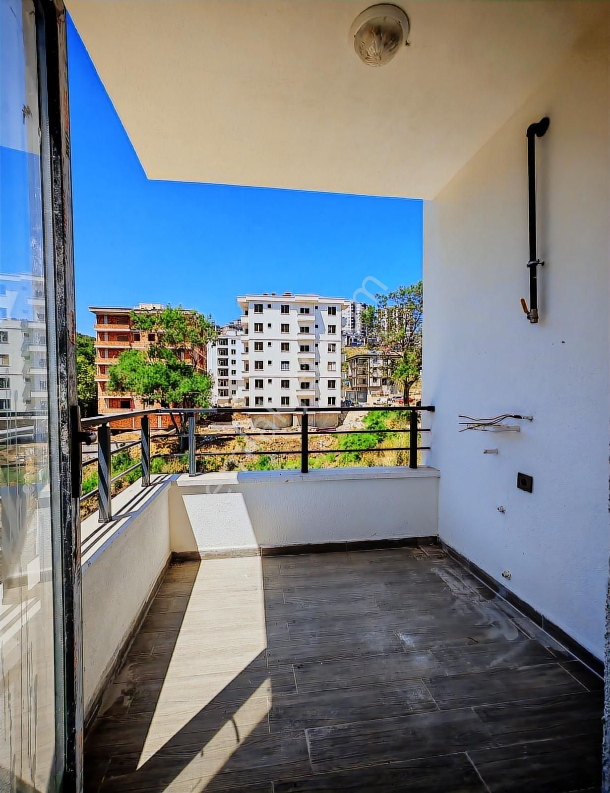 Körfez-iskanlı-sıfır-geniş Ve Ferah Satılık 1+1 Daire - Görsel 19