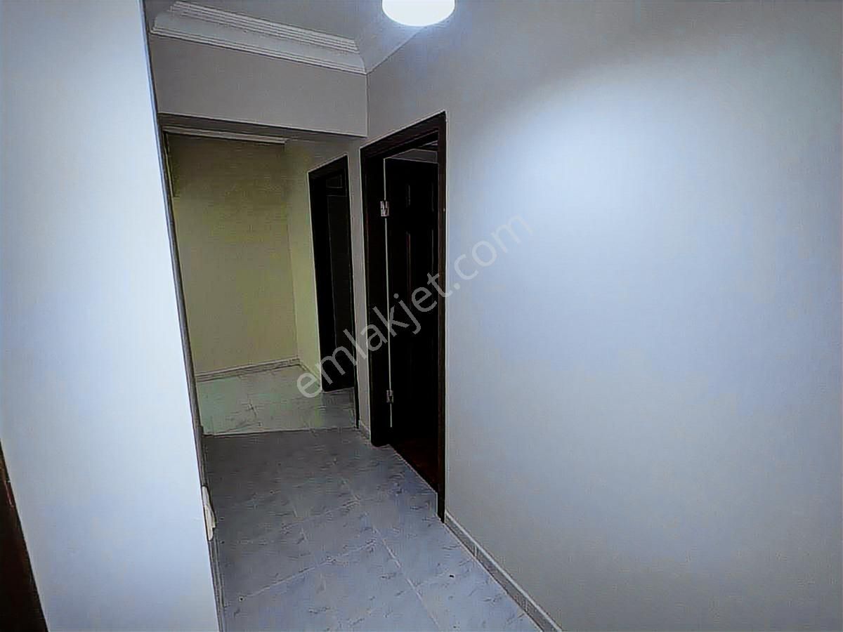 Bulgurlu Cumhuriyet Mh. Libadiye Yakın 2+1 90m2 Kapalı Otoparklı - Görsel 21