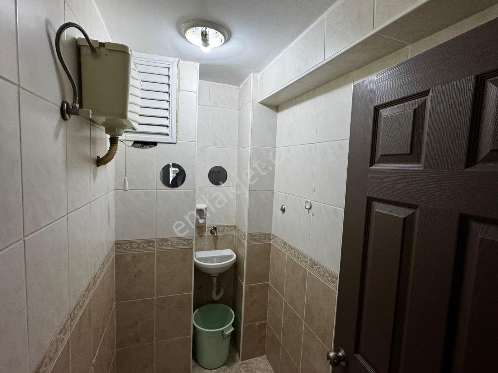 Bulgurlu Cumhuriyet Mh. Libadiye Yakın 2+1 90m2 Kapalı Otoparklı - Görsel 16