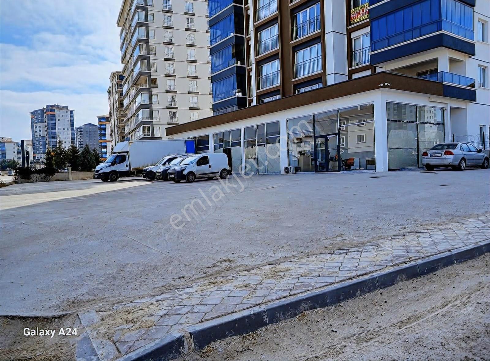 Çıtırık'tan Sincan Saraycıkta Kurumsal Kiracılı Satılık Dükkan