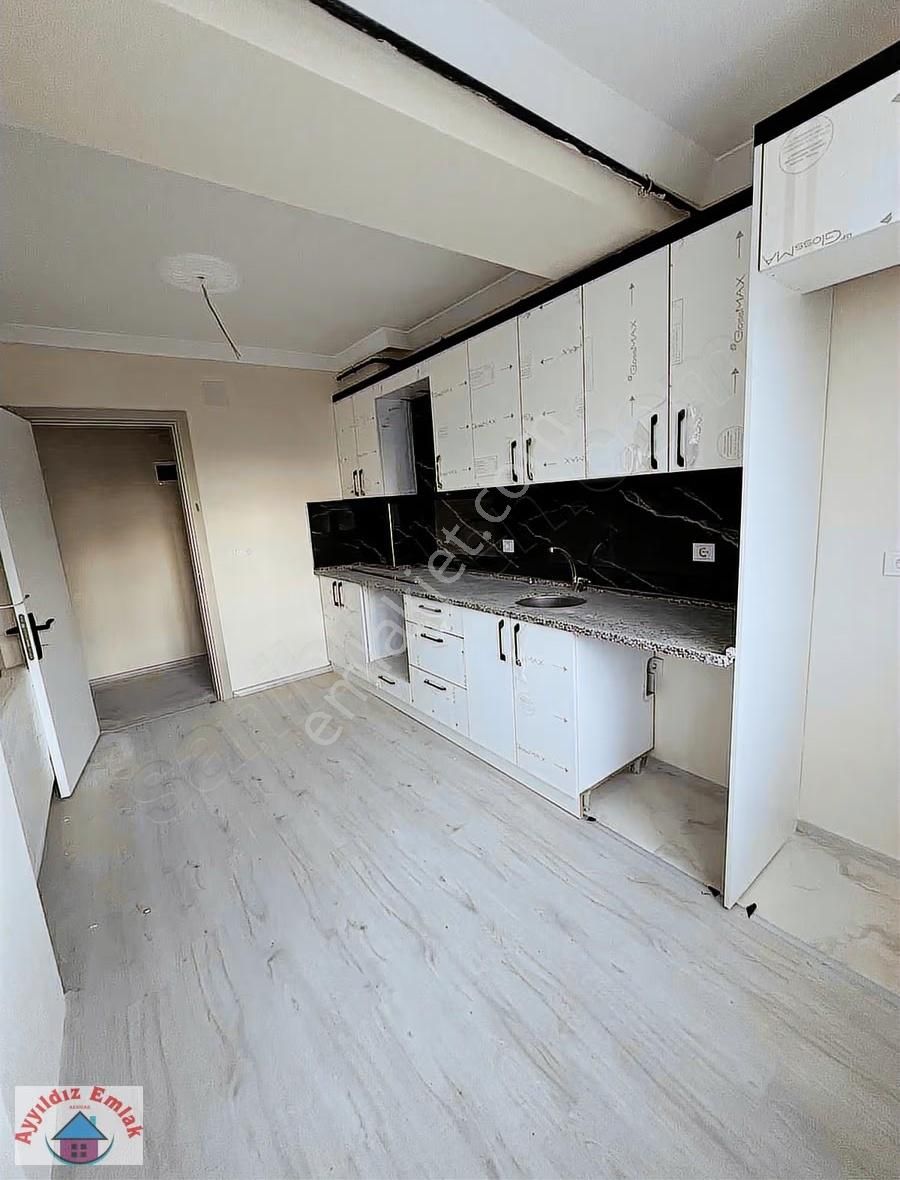 Cumhuriyet Mahallesi Yol Cepheli 2+1 - Görsel 5