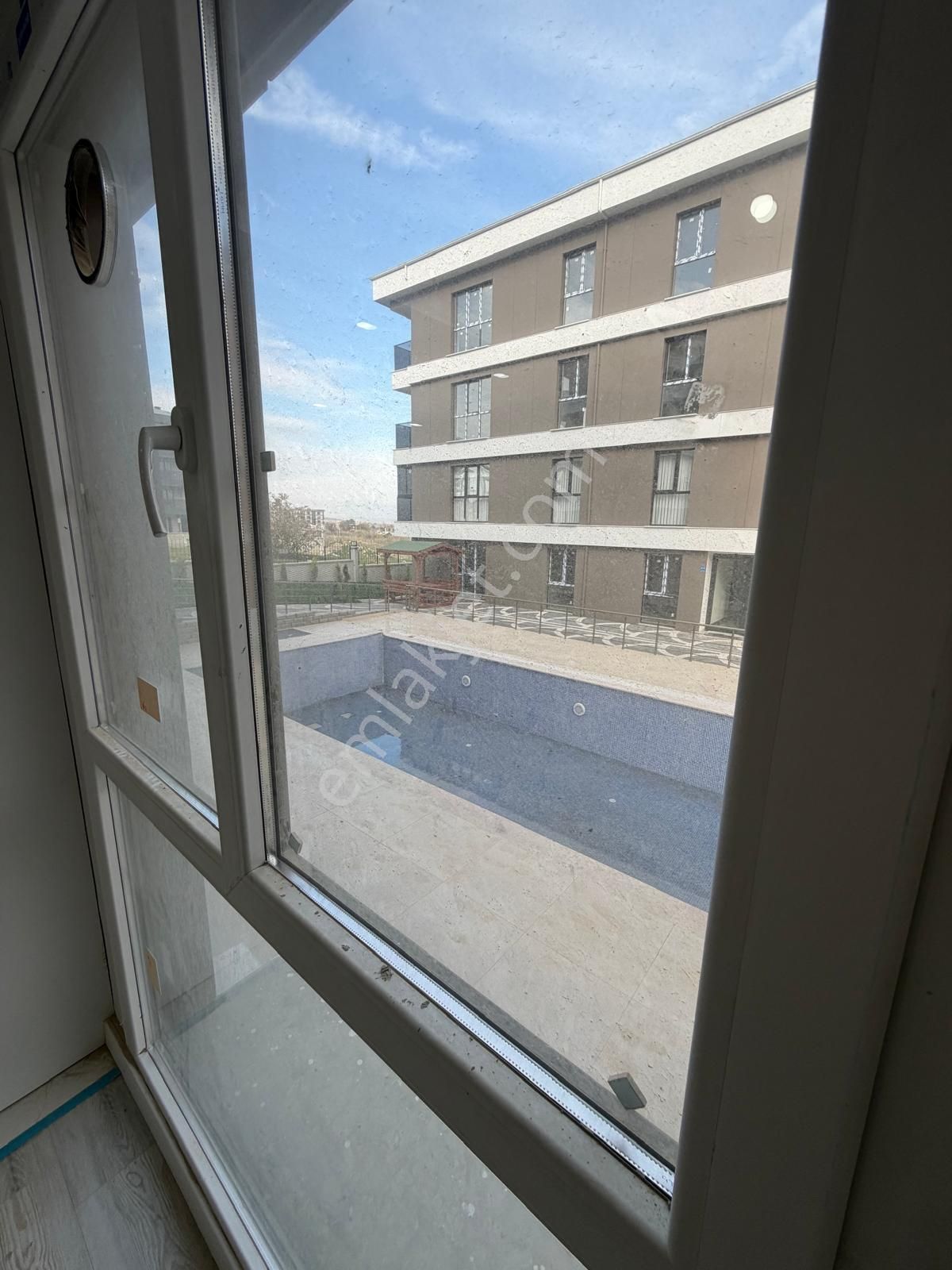 Korkmaz Gayrimenkulden Kiralık Lüks Havuzlu 1+1 Daire - Görsel 7