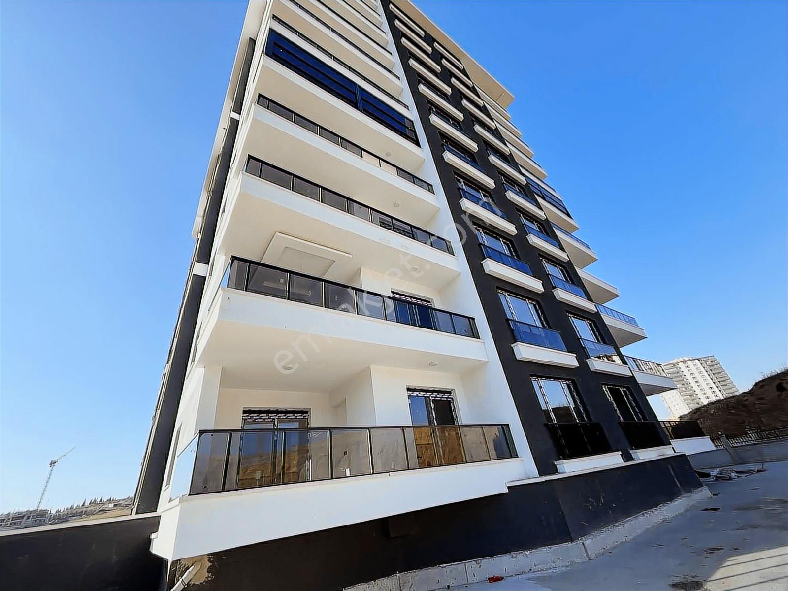 Susuzda Satılık Site İçerisinde Geniş 4+1 Daire Fırsat - Görsel 25