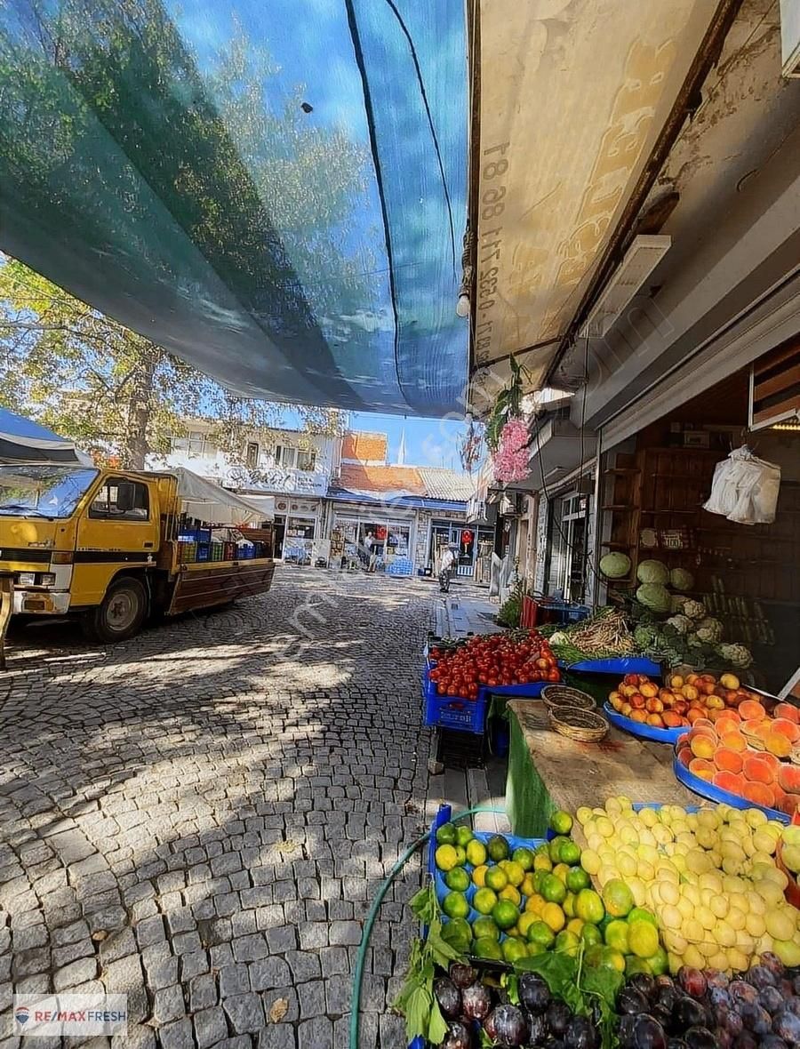 Urla Merkezde Kiralık Ofis - Görsel 9
