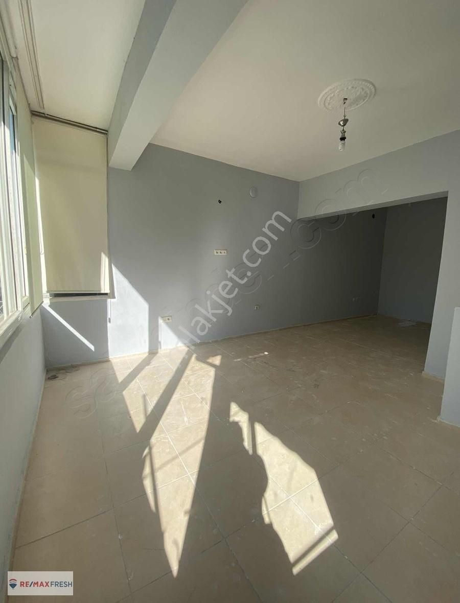 Urla Merkezde Kiralık Ofis - Görsel 10