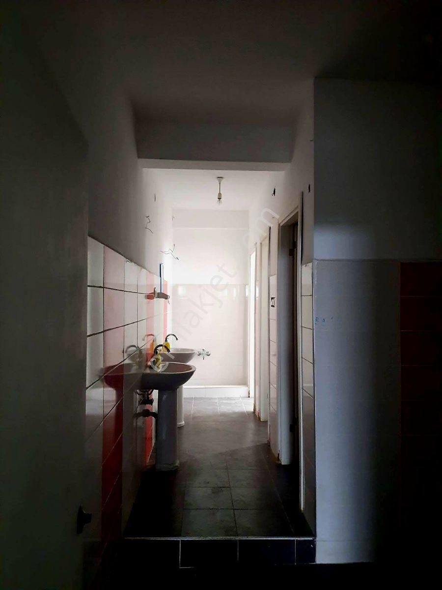 Büyükçekmece Çok Merkezi Konumda Satılık Dükkan - Görsel 7