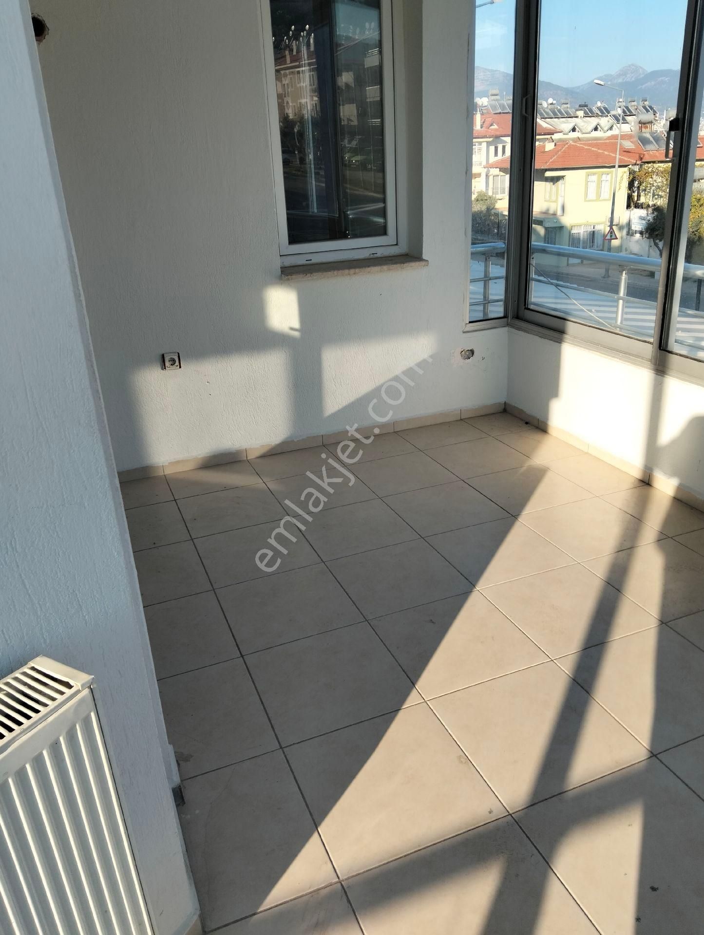 Patlangıçta Kiralık 2+1 Kaloriferli Daire - Görsel 4