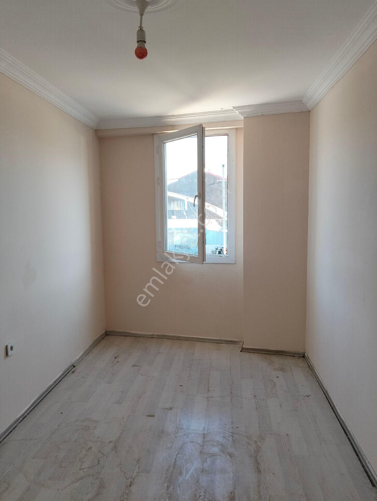 Patlangıçta Kiralık 2+1 Kaloriferli Daire - Görsel 22