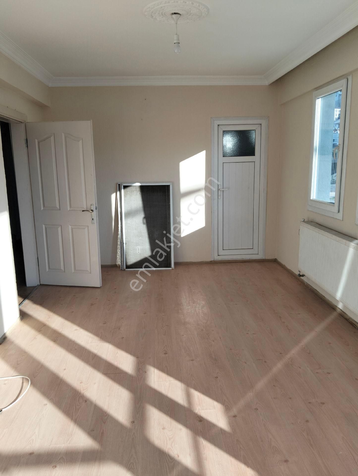 Patlangıçta Kiralık 2+1 Kaloriferli Daire - Görsel 15