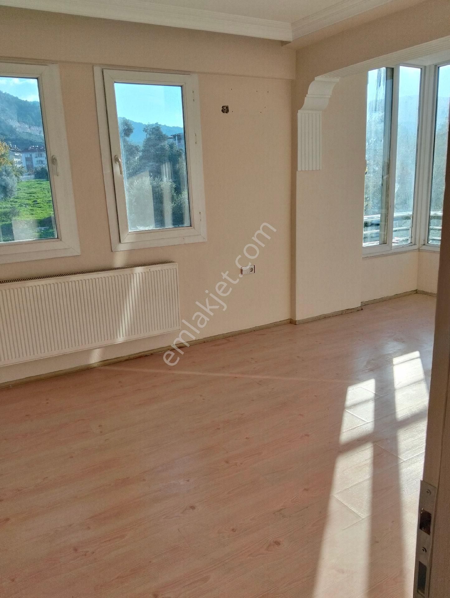 Patlangıçta Kiralık 2+1 Kaloriferli Daire - Görsel 28