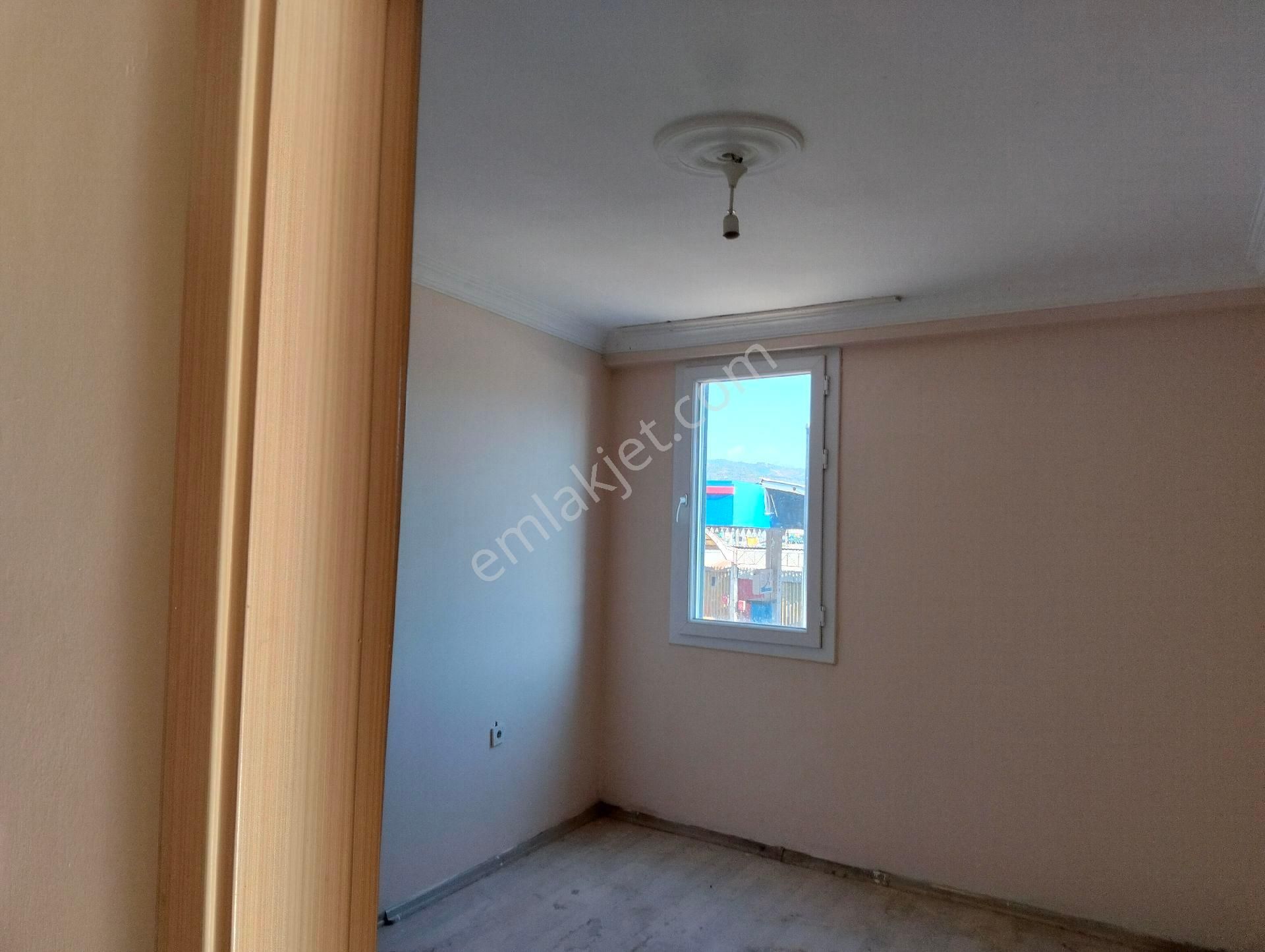 Patlangıçta Kiralık 2+1 Kaloriferli Daire - Görsel 21
