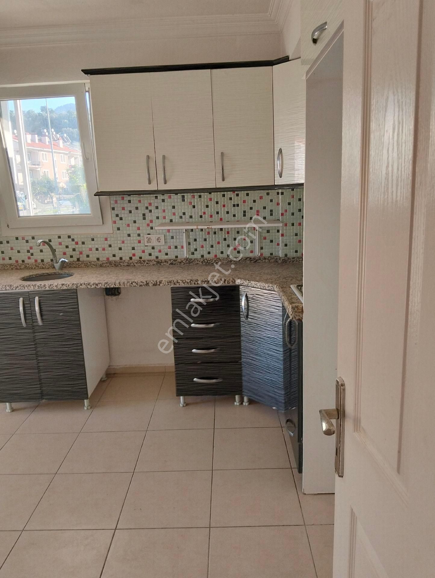 Patlangıçta Kiralık 2+1 Kaloriferli Daire - Görsel 8