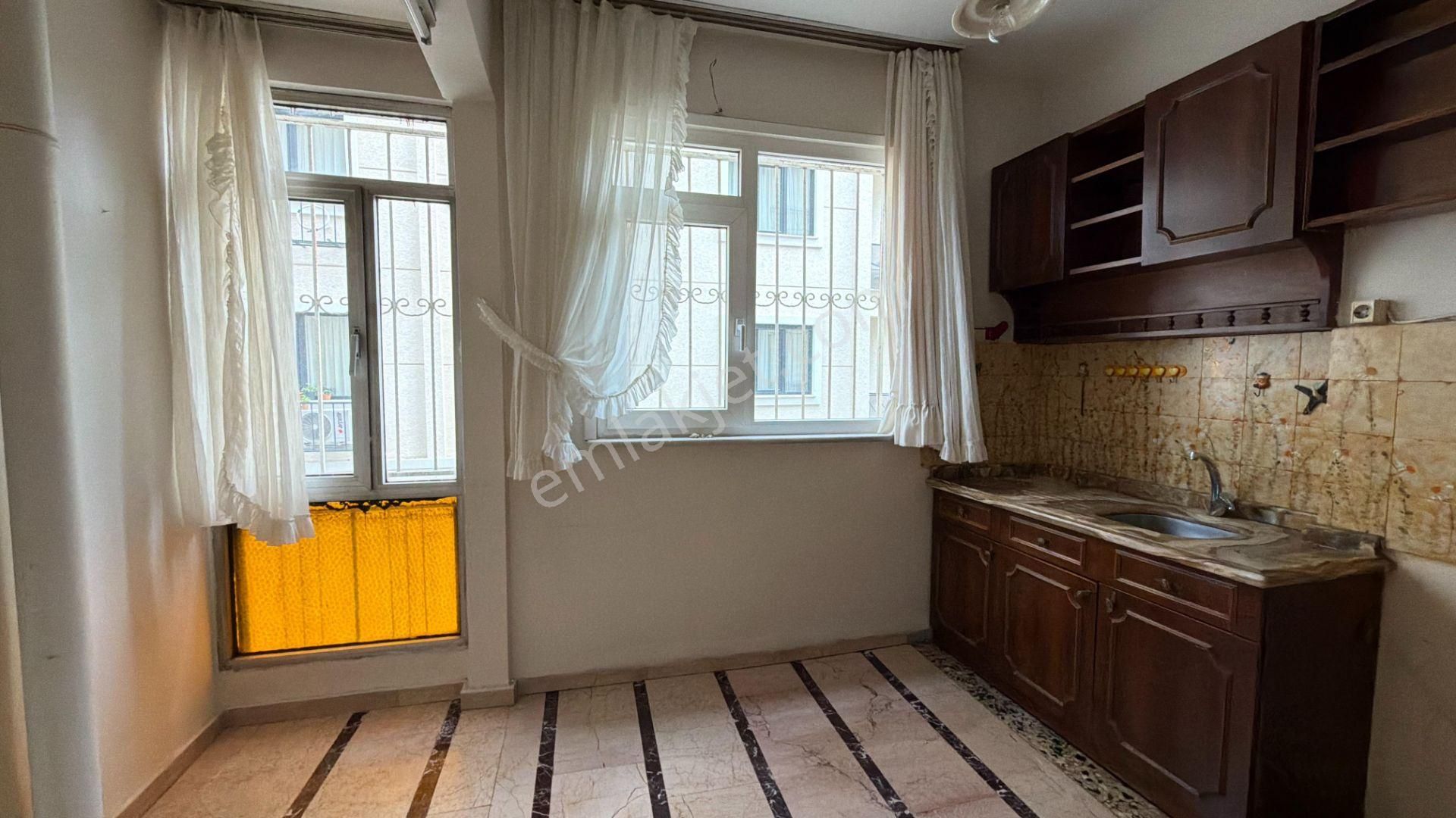 Göztepe'de 90 M² 3+1 Çift Balkonlu Daire - Görsel 19