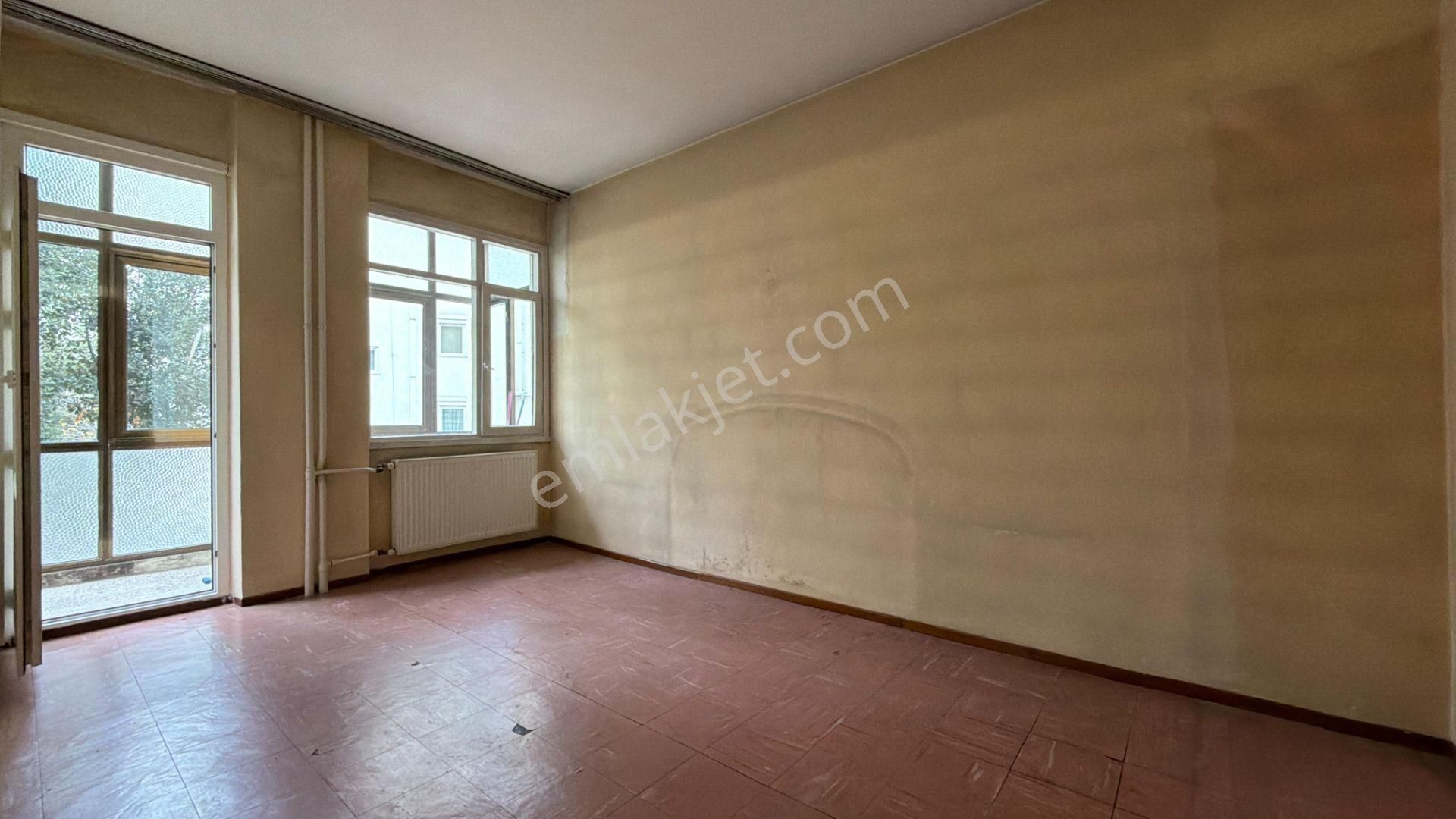 Göztepe'de 90 M² 3+1 Çift Balkonlu Daire - Görsel 11