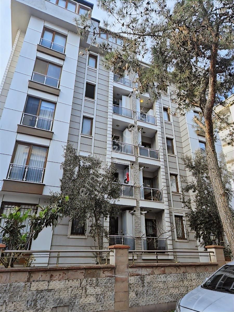 Akgün'den Harika Konumda Çift Wcli Kullanışlı-iskanlı Arakat 2+1