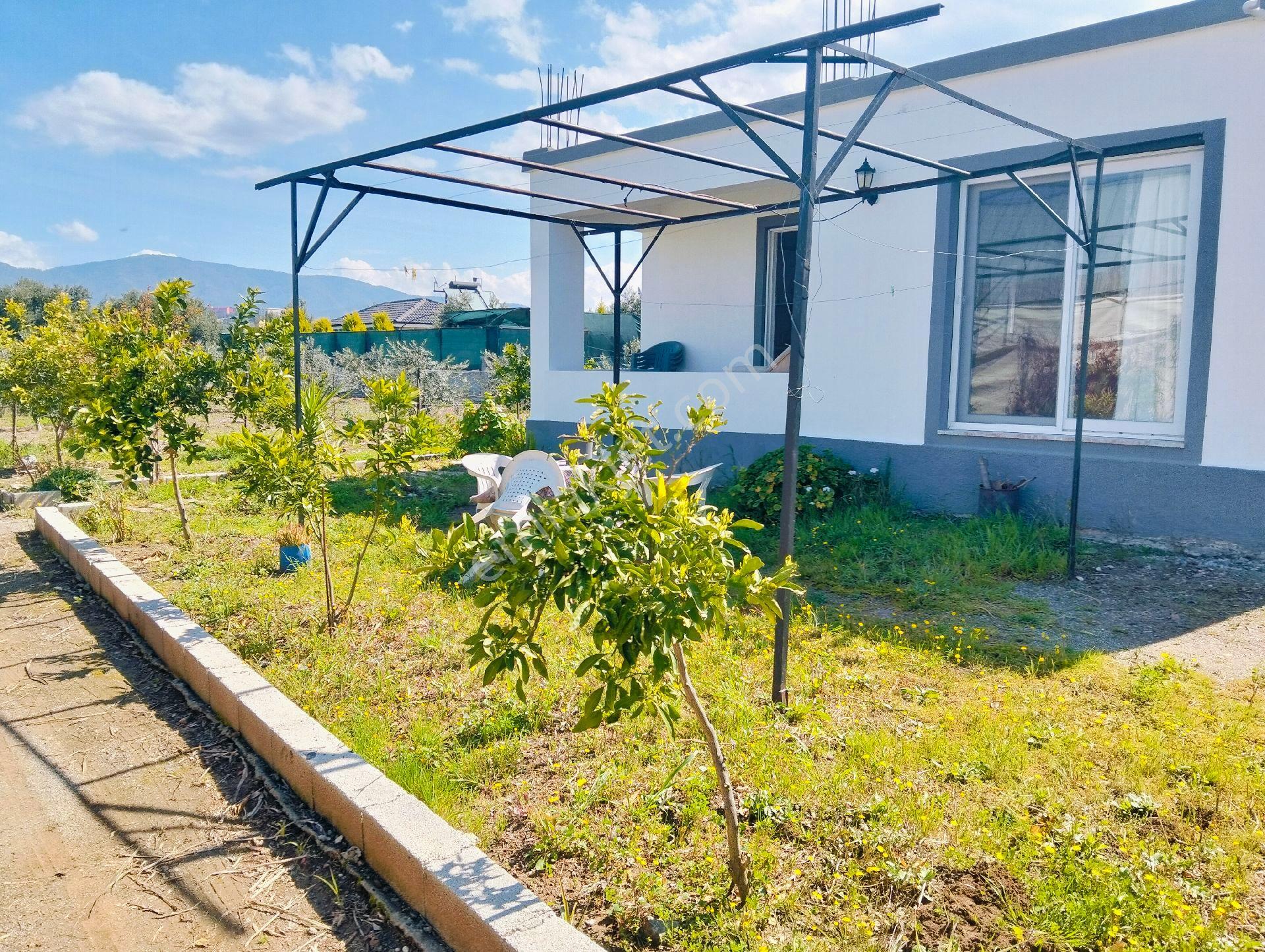 Pazaryeri Mahallesinde Kiralık Eşyalı Müstakil Bahçeli Ev - Görsel 3