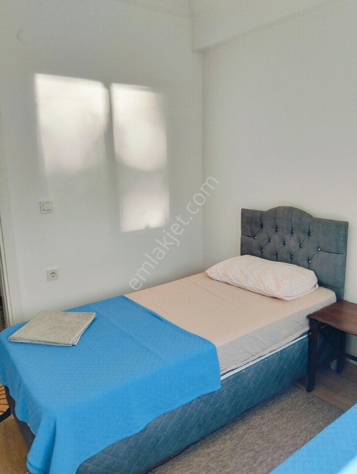 Pazaryeri Mahallesinde Kiralık Eşyalı Müstakil Bahçeli Ev - Görsel 29