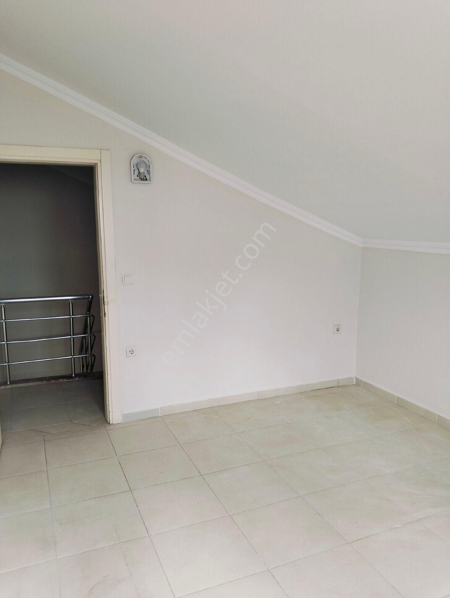 Cami Mahallesinde Kiralık 4+1 Daire - Görsel 25