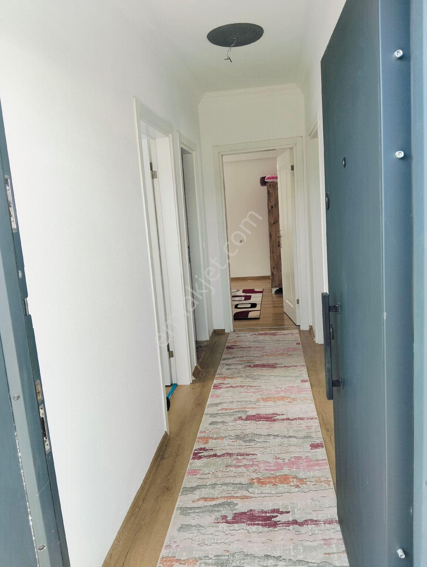 Pazaryeri Mahallesinde Kiralık Eşyalı Müstakil Bahçeli Ev - Görsel 8
