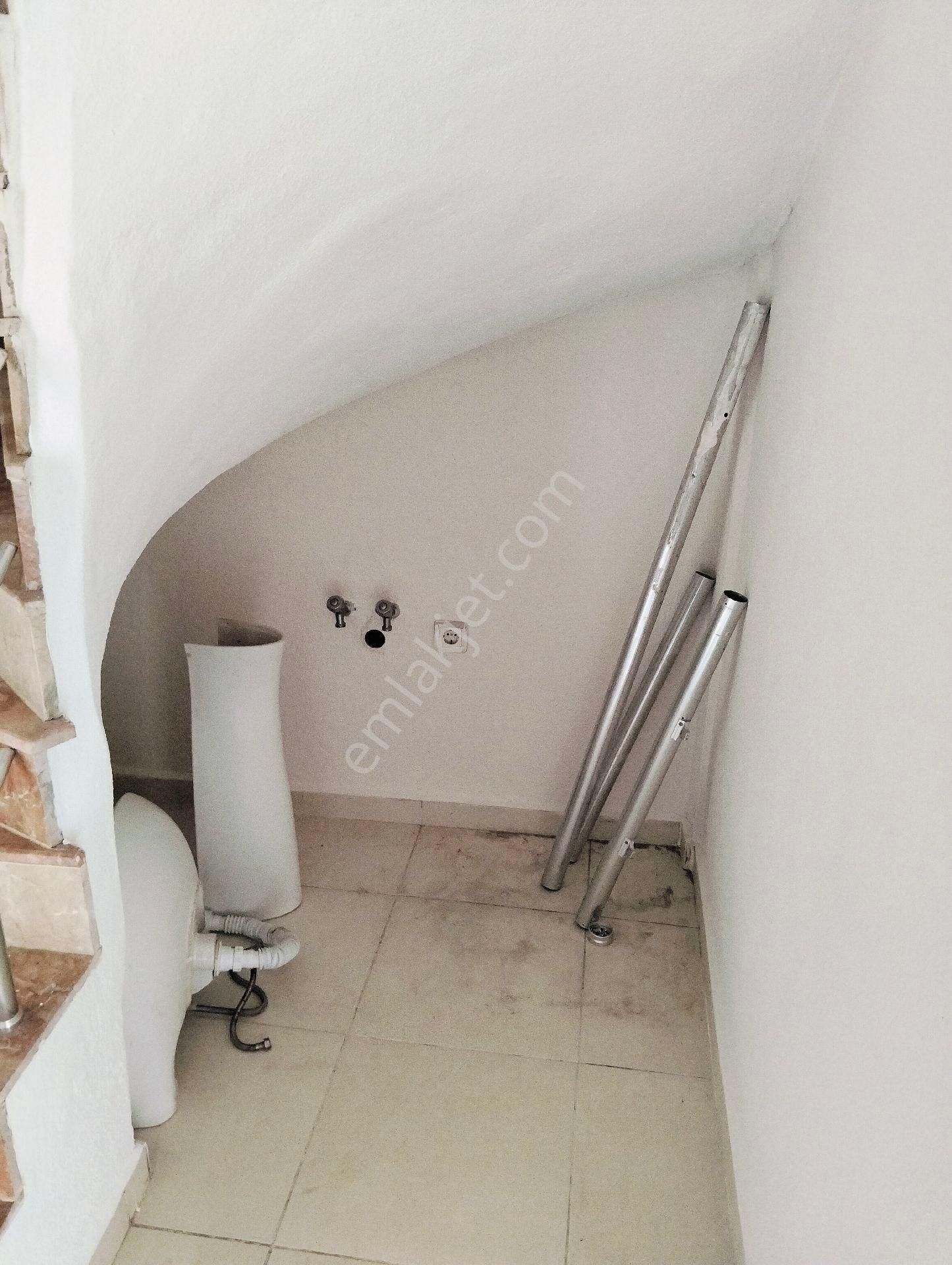 Cami Mahallesinde Kiralık 4+1 Daire - Görsel 16