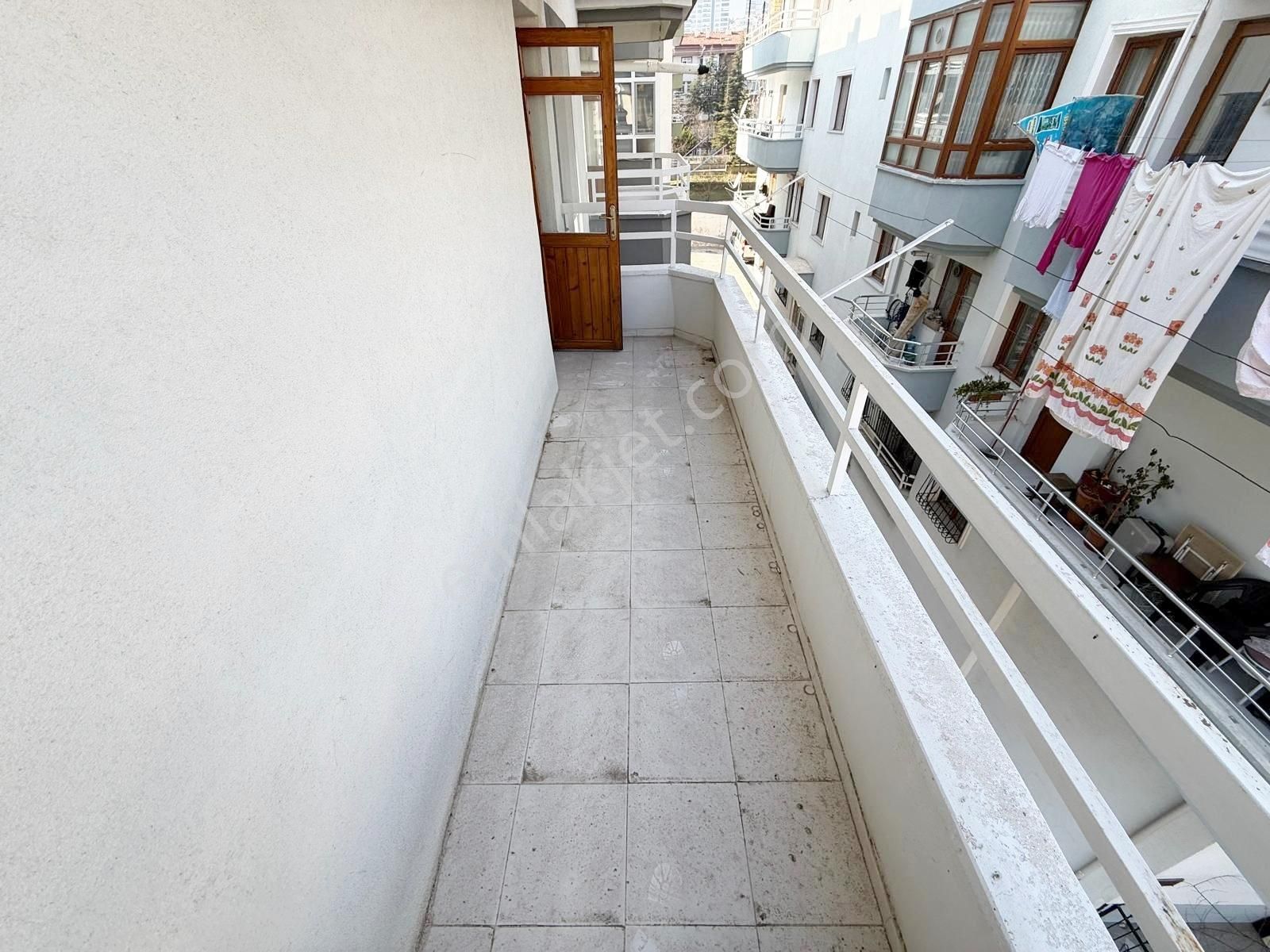 Rota'dan Ş.hastanesi Yakını Seval Cd Paraleli 2.kat Yapılı 3+1 ! - Görsel 31