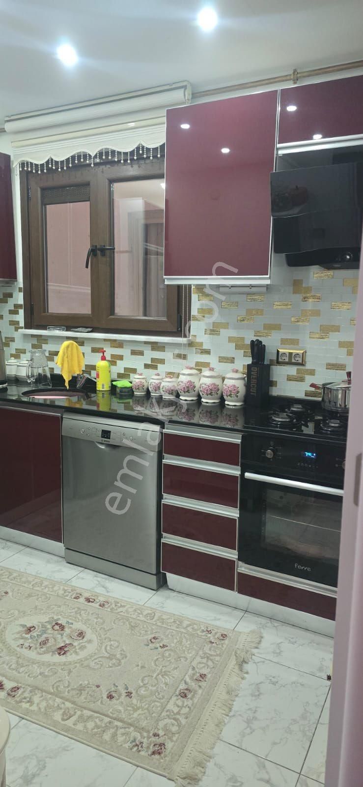 Üsküdarda Acil Sahibinden 2+1 L Salon Satılık Daire..!! - Görsel 4