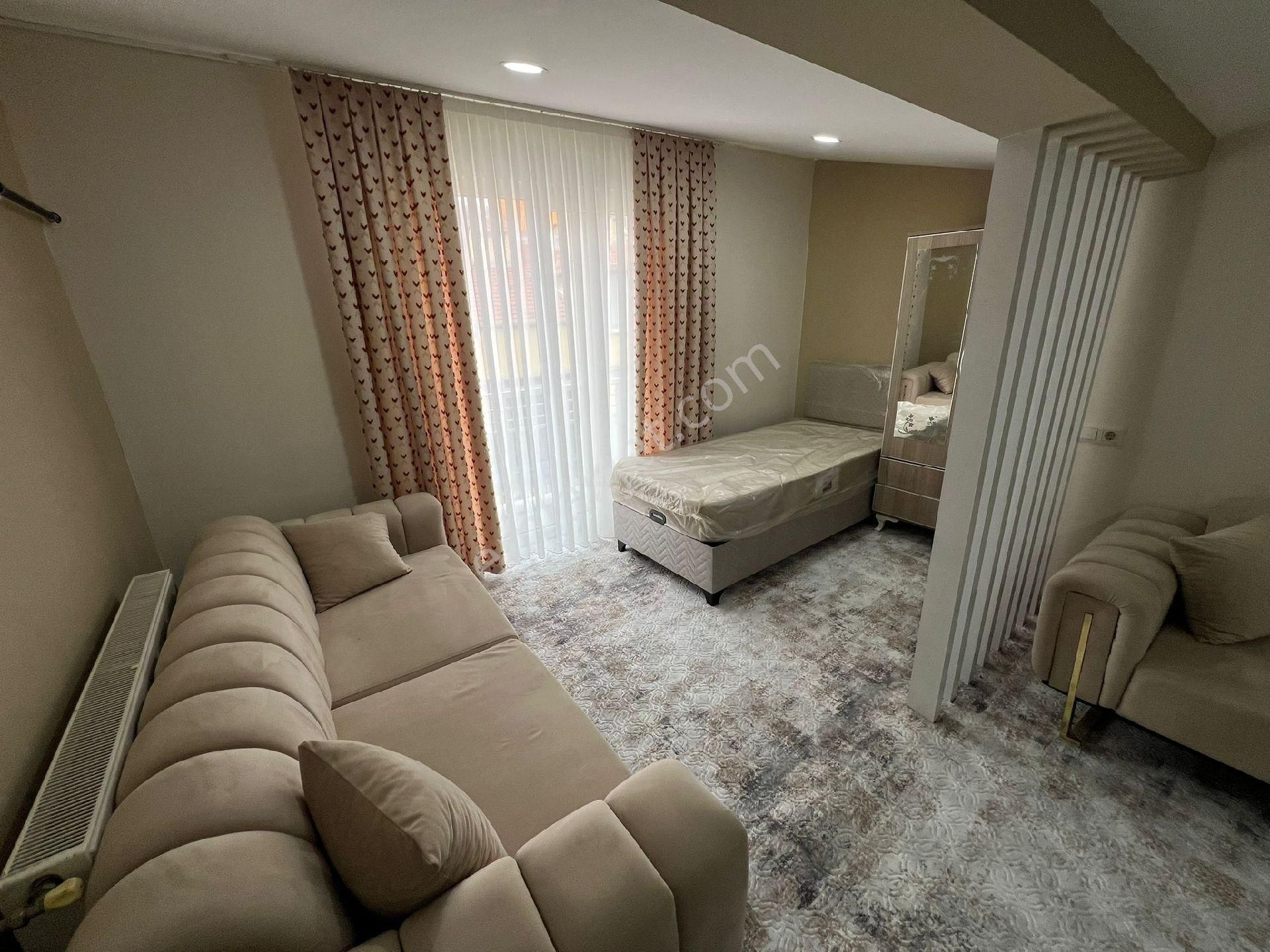 Sulu Köprü Mevkisinde Satılık Tek Tapu Çift Apartlar