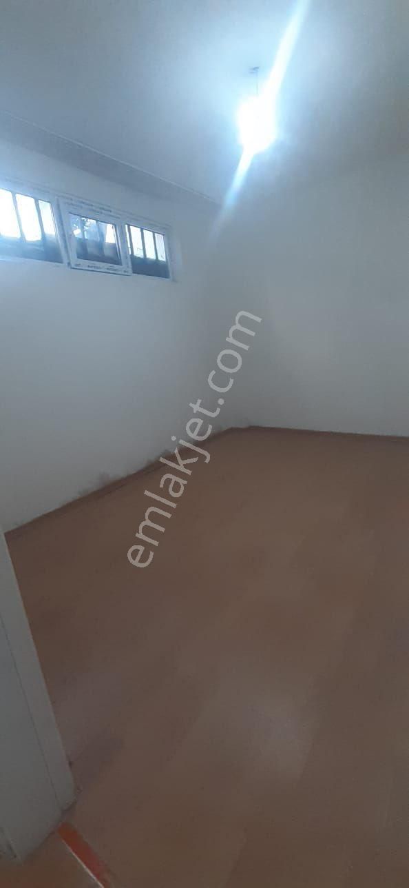 Esenlerde Tadilatlı Temiz 2+1 Daire - Görsel 2