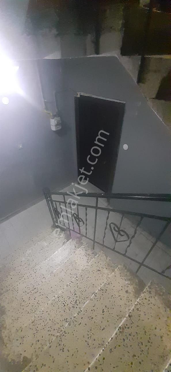 Esenlerde Tadilatlı Temiz 2+1 Daire - Görsel 5