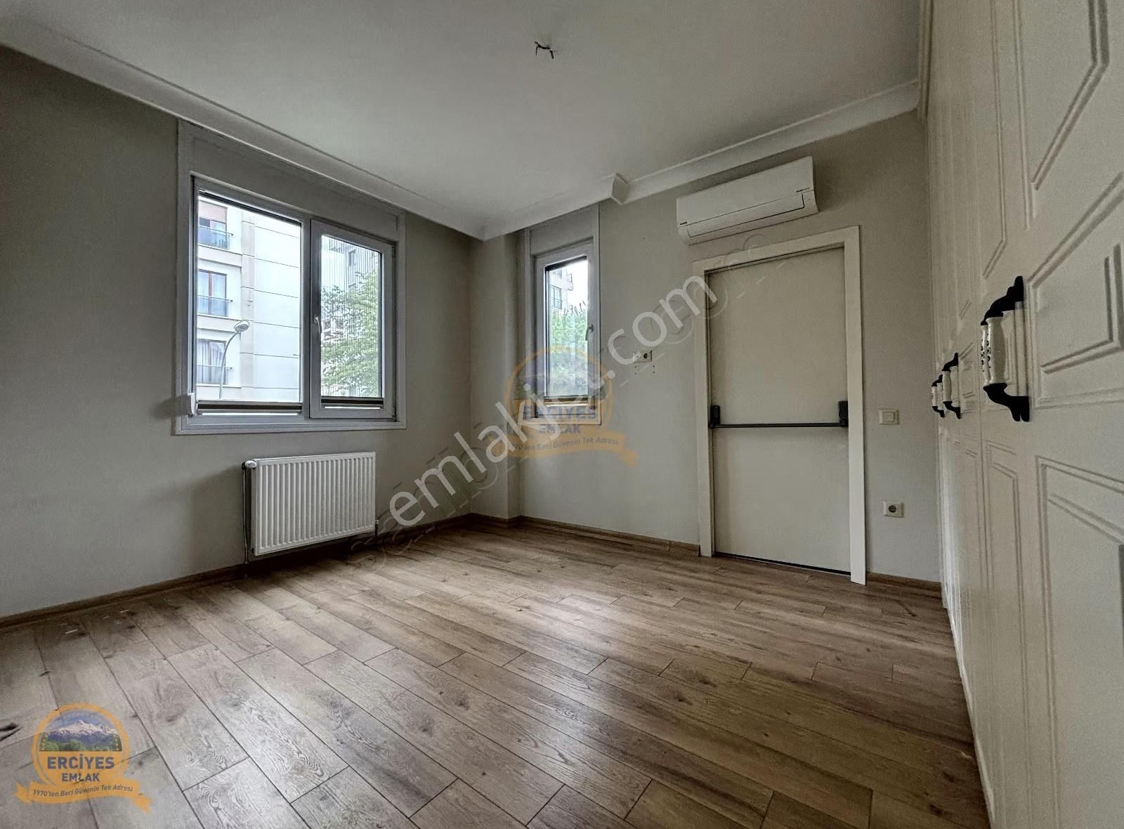 Erciyes'den Merdivenköy'de 2021 Yapımı 3+1 Kombili 100 M² - Görsel 34