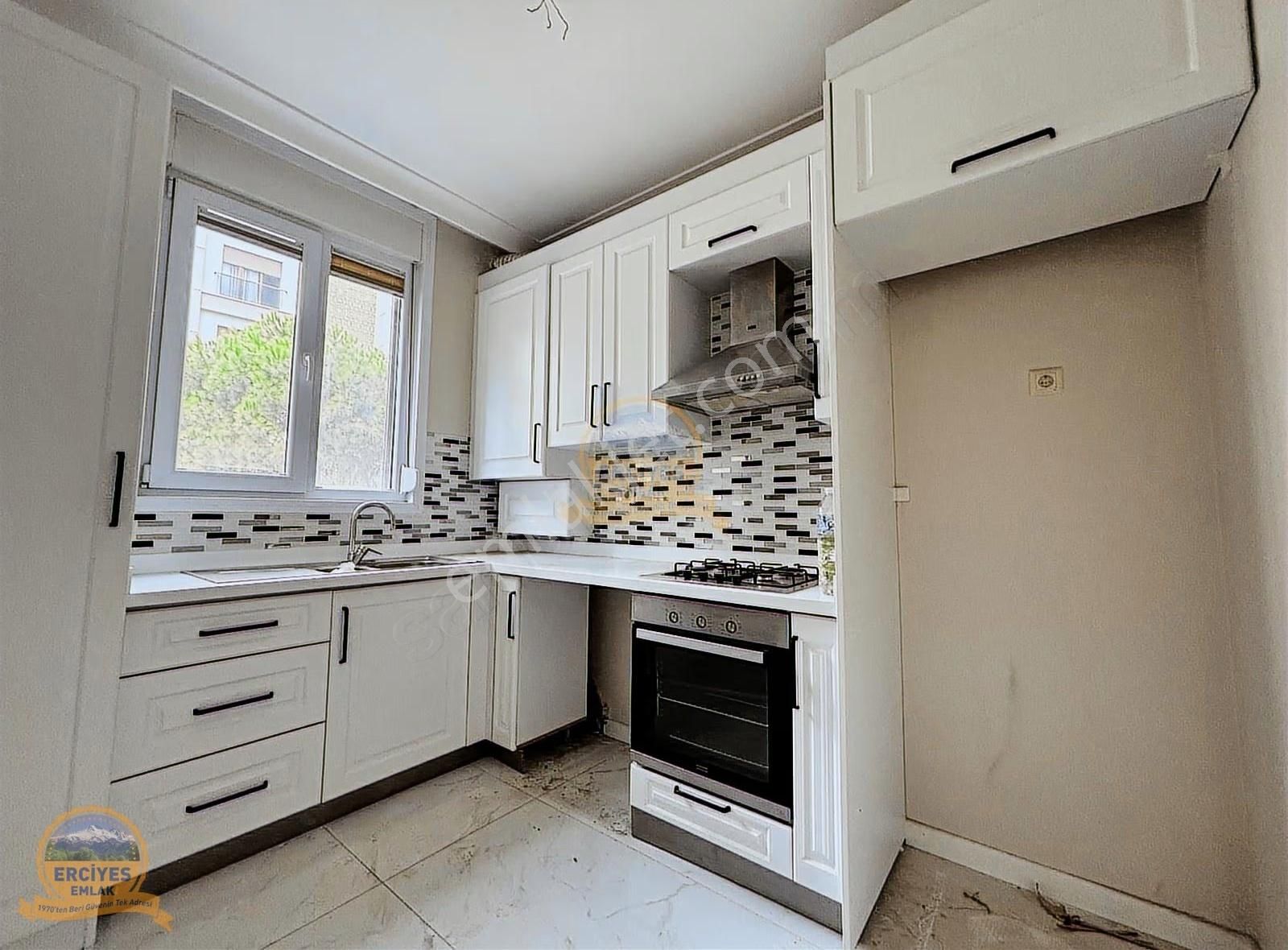 Erciyes'den Merdivenköy'de 2021 Yapımı 3+1 Kombili 100 M² - Görsel 13