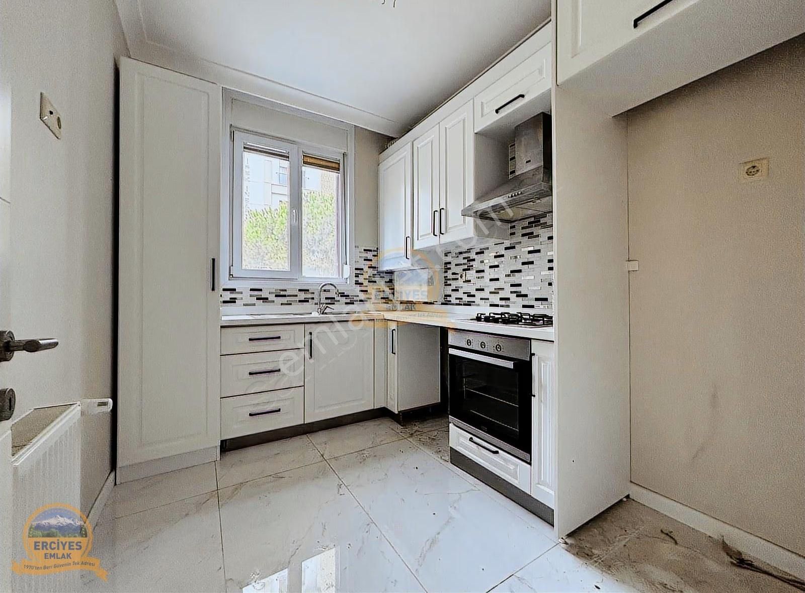 Erciyes'den Merdivenköy'de 2021 Yapımı 3+1 Kombili 100 M² - Görsel 29