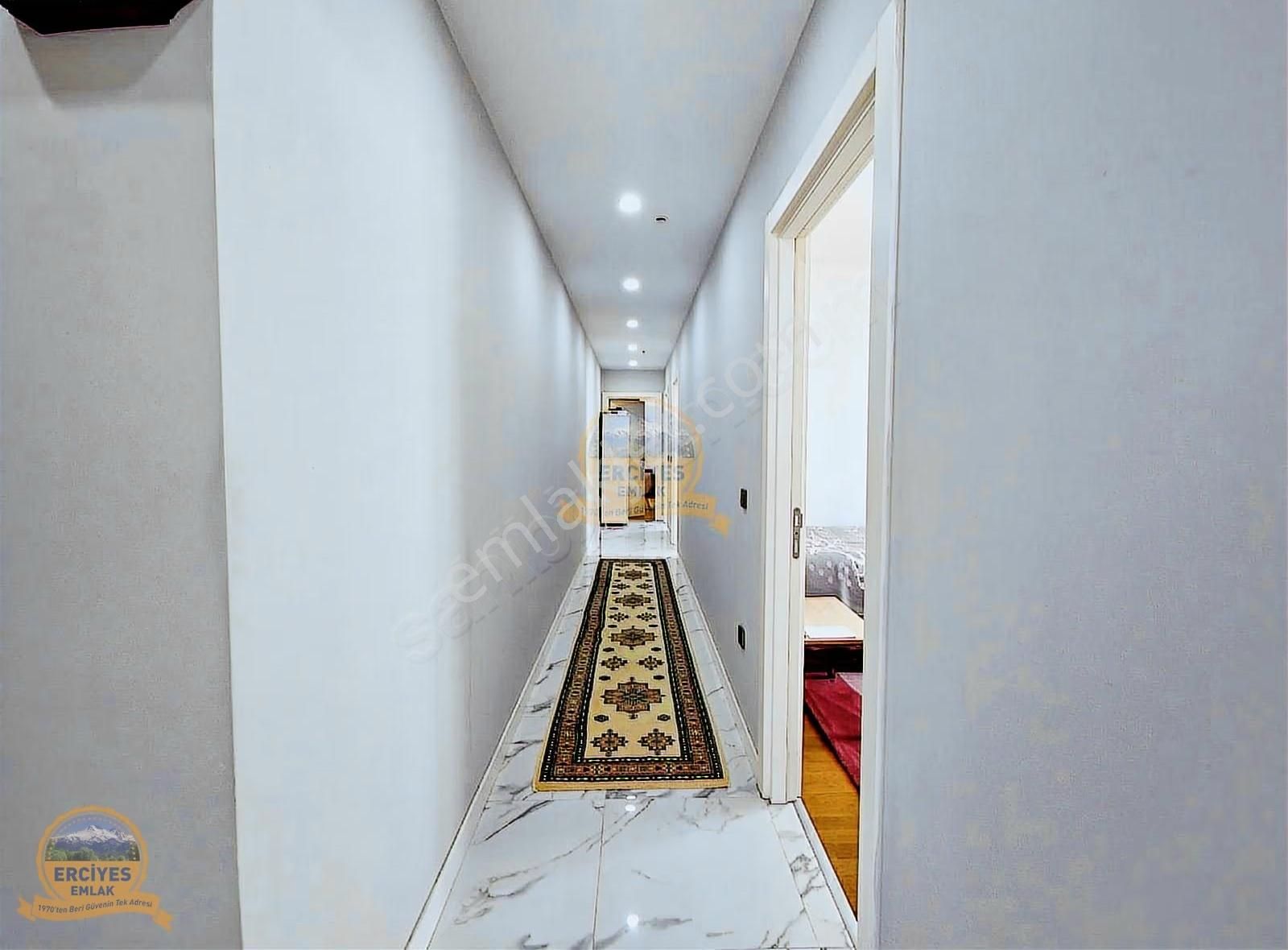 Erciyes'den Ayşekadın Metro Durağına Yakın 2020 Yılı Yapımı 3+1 - Görsel 6