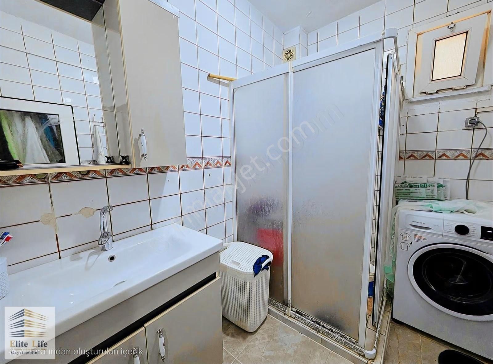 Metroya Yürüme Mesafesinde | Arsa Tapulu 3+1 | Yatırımcıya Uygun - Görsel 2