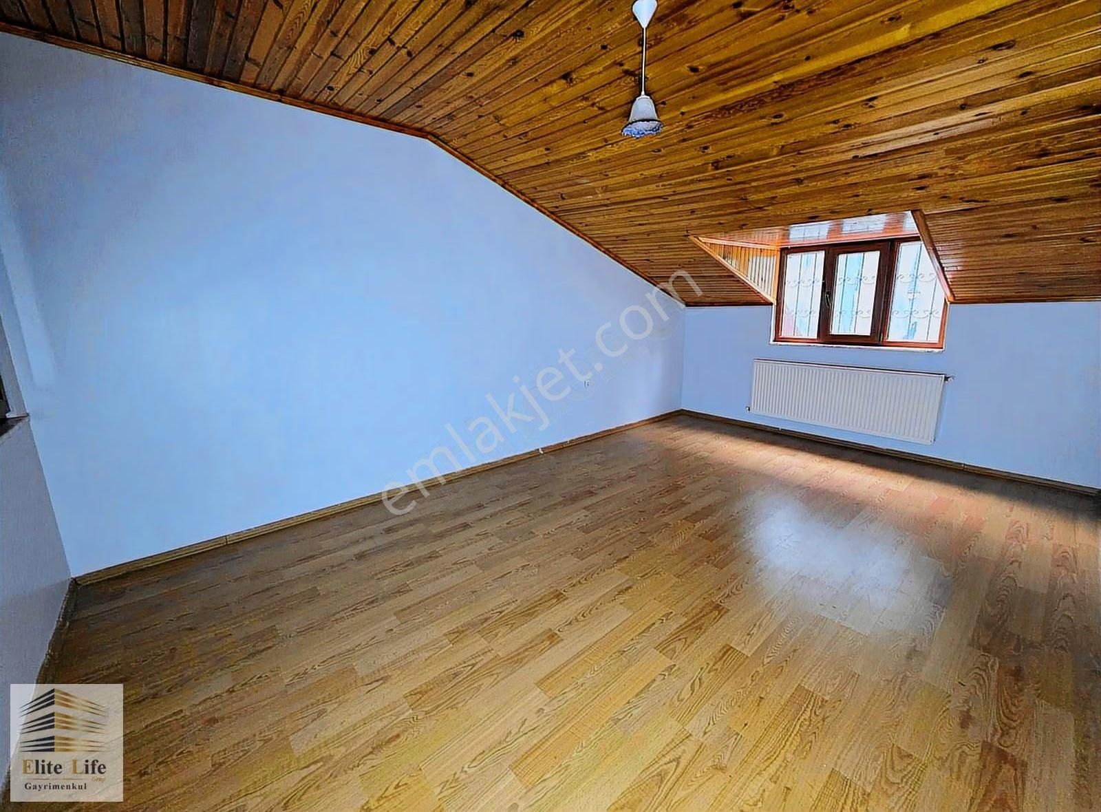 Çekmeköy Mimar Sinanda Ayrı Girişli, İskanlı 3+2 Çatı Dubleksi - Görsel 11