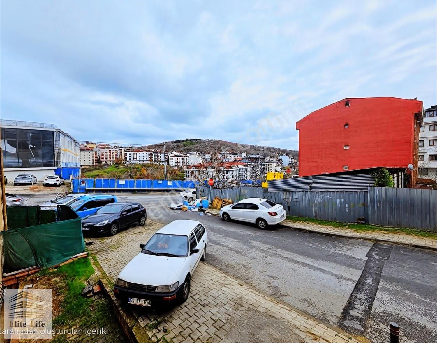 Çekmeköy Mimar Sinanda Ayrı Girişli, İskanlı 3+2 Çatı Dubleksi - Görsel 9