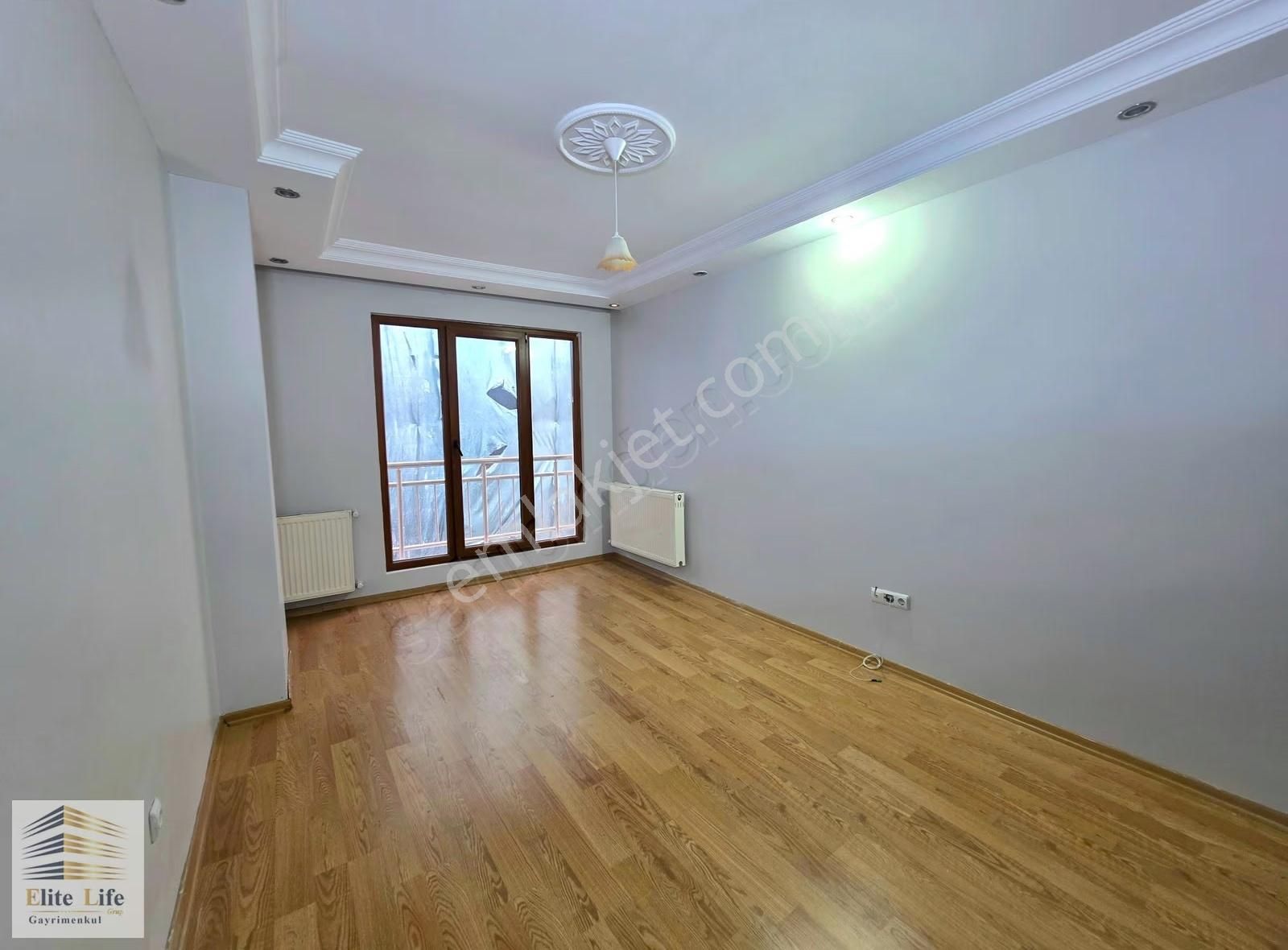 Çekmeköy Mimar Sinanda Ayrı Girişli, İskanlı 3+2 Çatı Dubleksi - Görsel 15