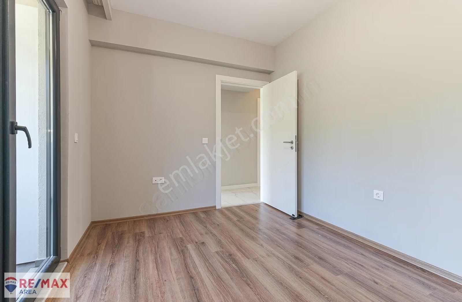 Remax Area Dan Havuzlu Butik Site De Kiralık 3+1 Arakat Daire - Görsel 9