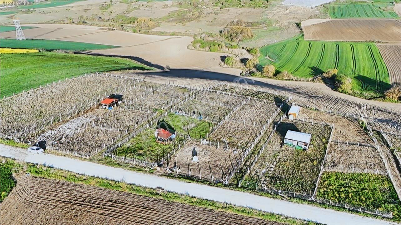 Silivri Fener Mahallesinde Yapıların Arasında 373 M2 Arsa - Görsel 4