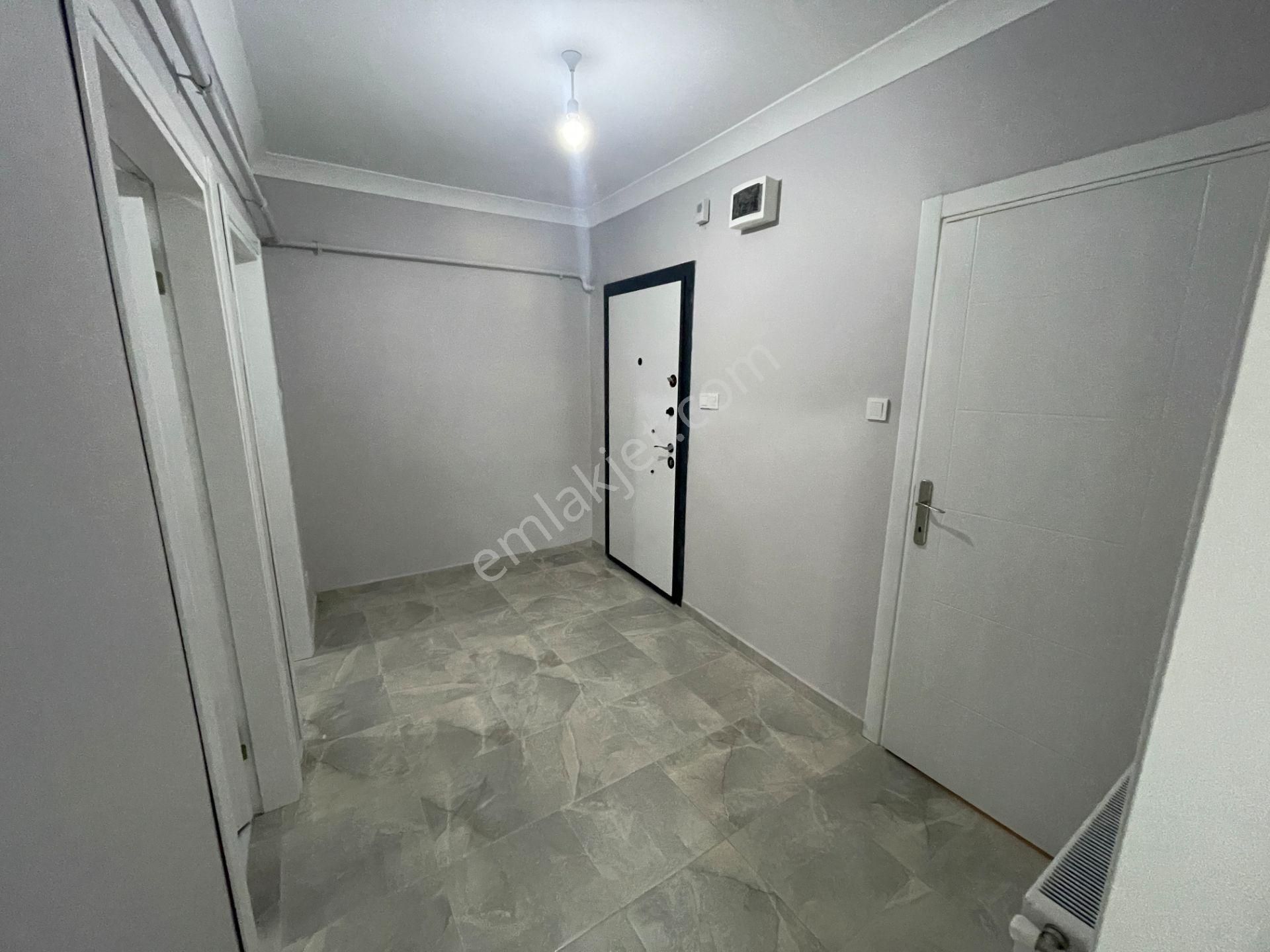 Yankı'dan Nuhkuyusu Cd. Üzeri İçi Temiz 80 M2 Satılık 2+1 Daire - Görsel 21