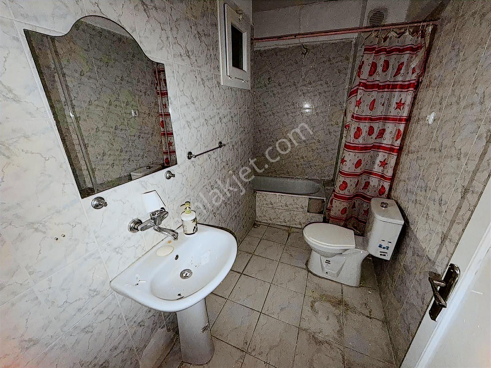 Namlı'dan Cemil Şeboy Tesisleri Karşısı 2+1 Doğalgazlı Balkonlu - Görsel 2