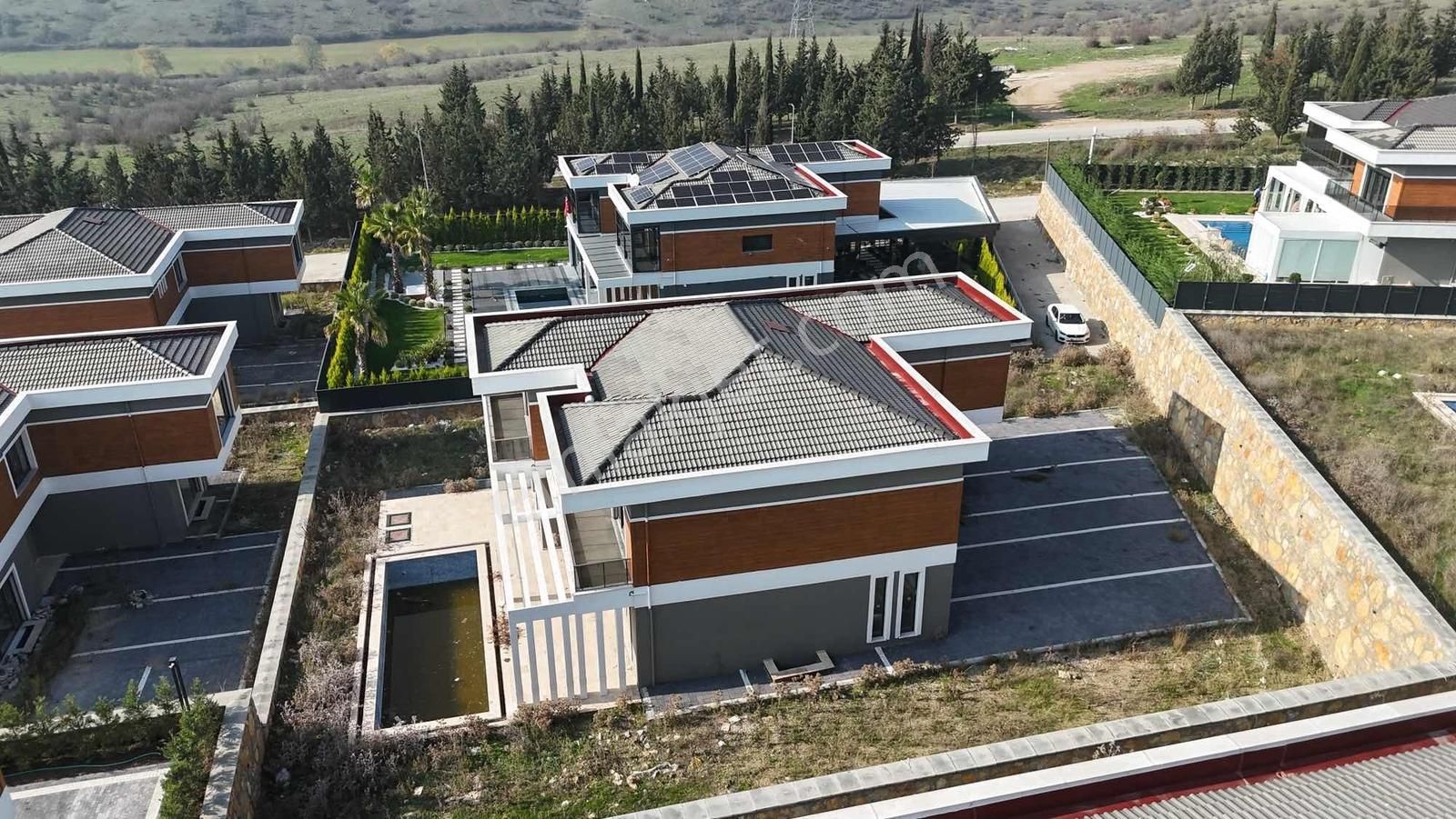 Kalaycılarda Doğanın İçinde Ultra Lüks6+1-1000m² Müstakil Villa - Görsel 15