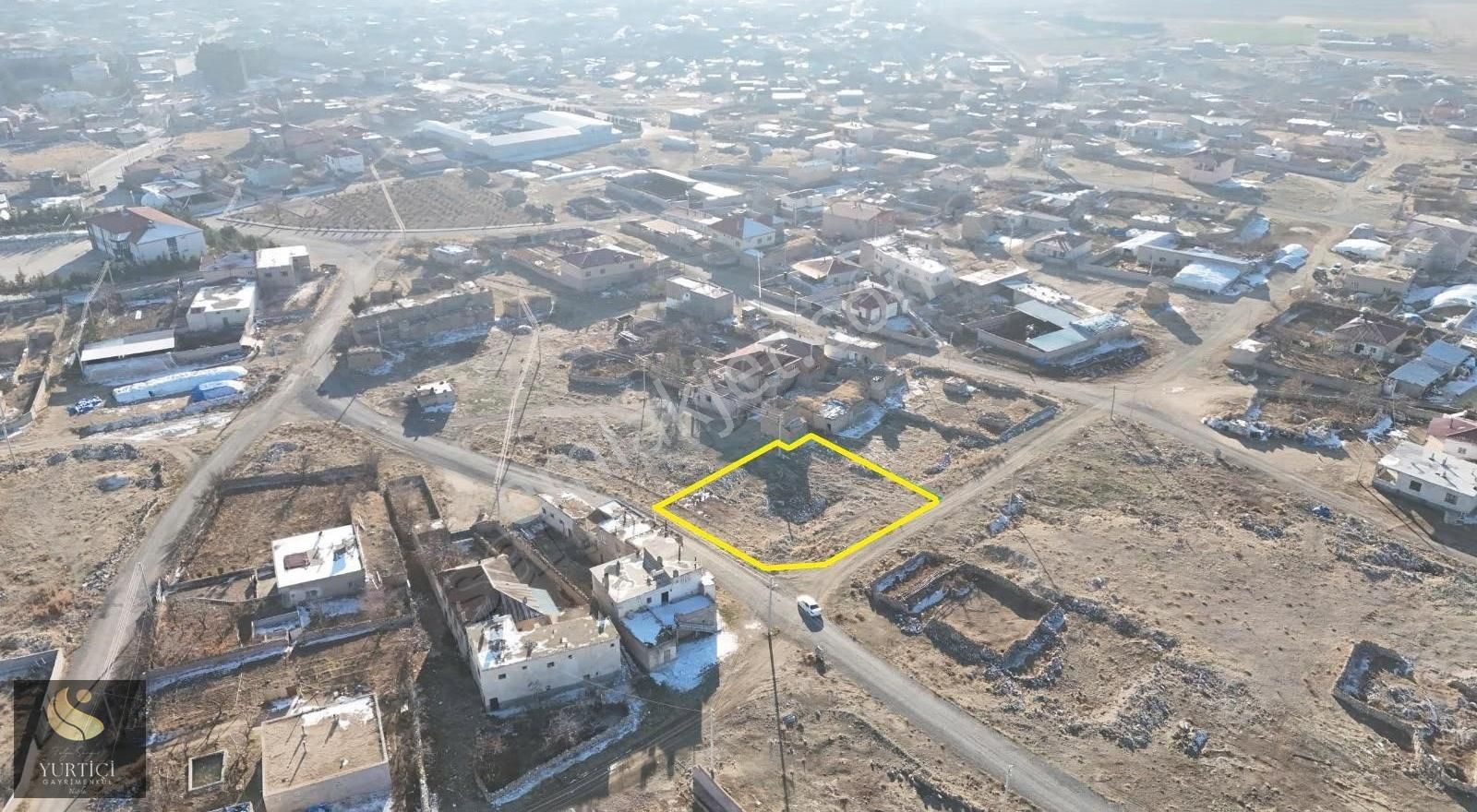 Yurtiçi Gayrimenkul'den Edikli'de 890m² Köy İçinde Köşebaşı Arsa - Görsel 3