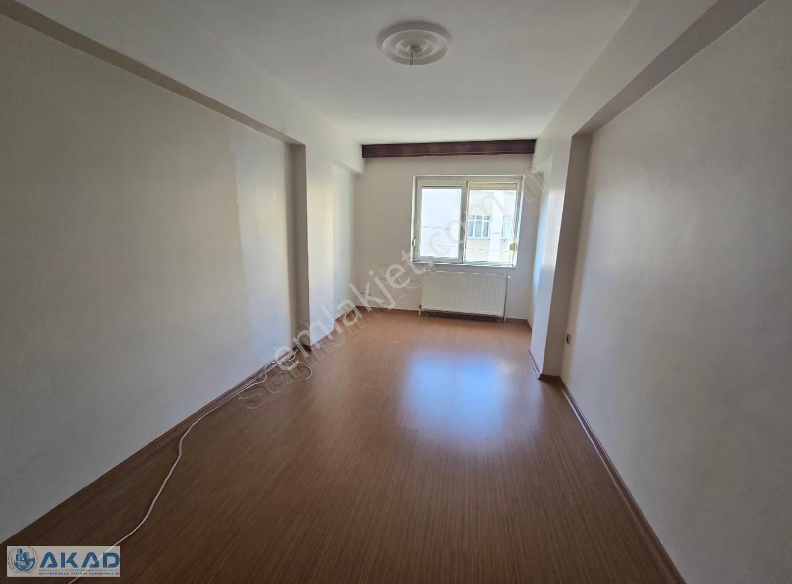 Güzelyalı Okulu Yakını 3+1 Doğalgazlı Otoparklı 130m2 Ara-kat - Görsel 6