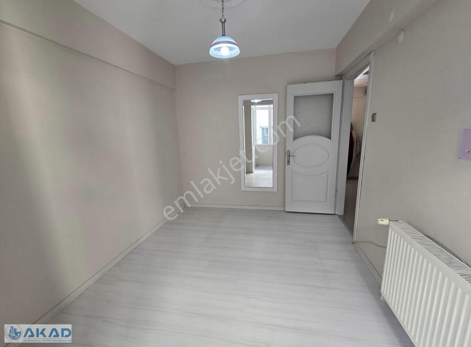 Güzelyalı Okulu Yakını 3+1 Doğalgazlı Otoparklı 130m2 Ara-kat - Görsel 19