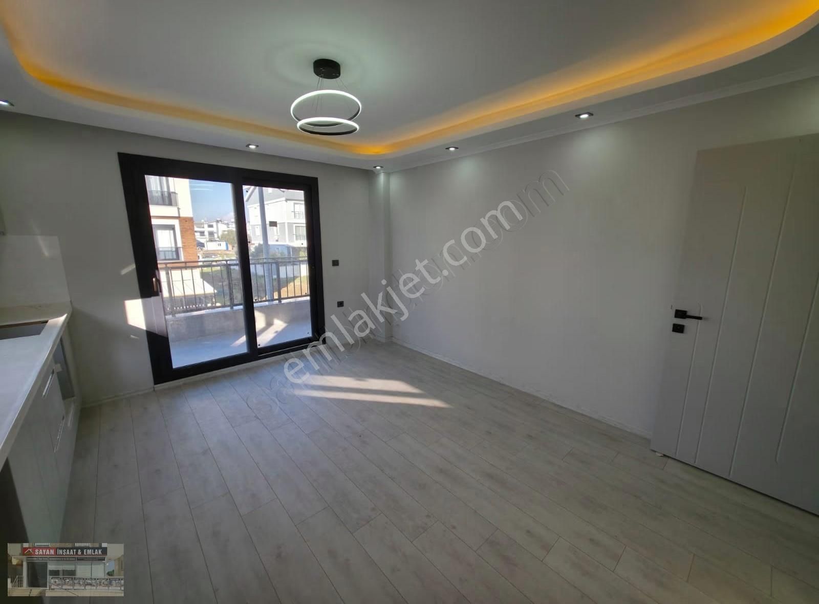 Efeler' De Sıfır Yapı 2+1 Açık Mutfaklı Asansörlü - Görsel 9