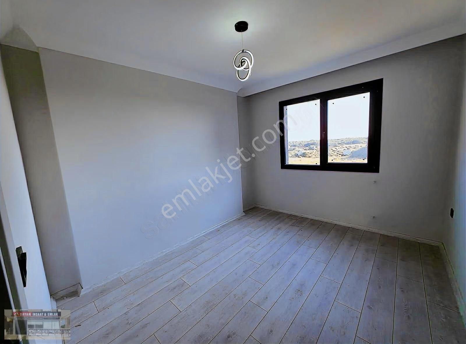 Efeler' De Sıfır Yapı 2+1 Açık Mutfaklı Asansörlü - Görsel 22